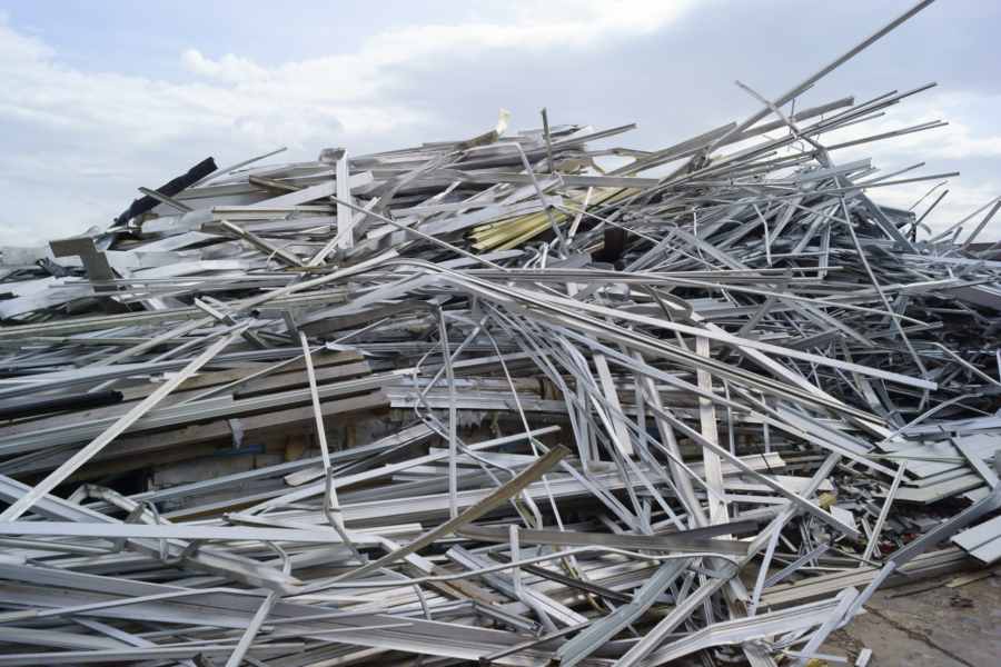 Refrigerator recycling plants: how they work and what materials they recover