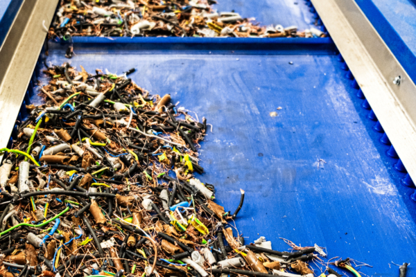 Output_cables_first_shredding (5) Output_cables_first_shredding (5)